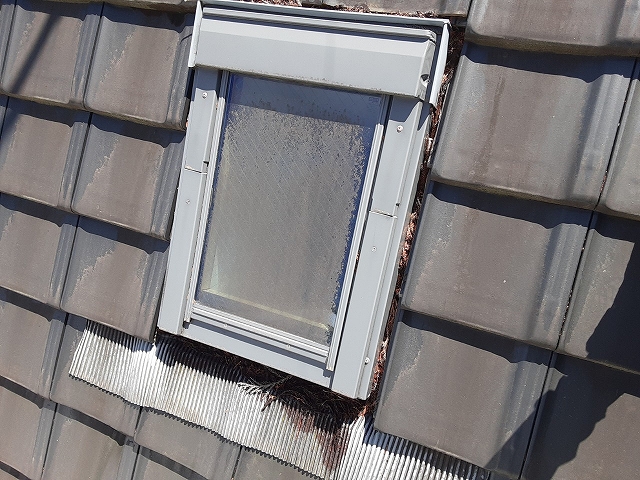 瓦屋根のトップライト